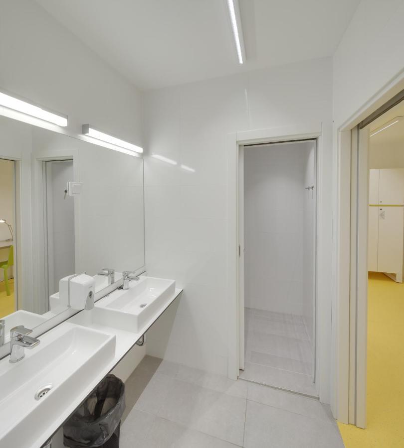 Hi Hostel Stara Pekara Osijek Eksteriør billede